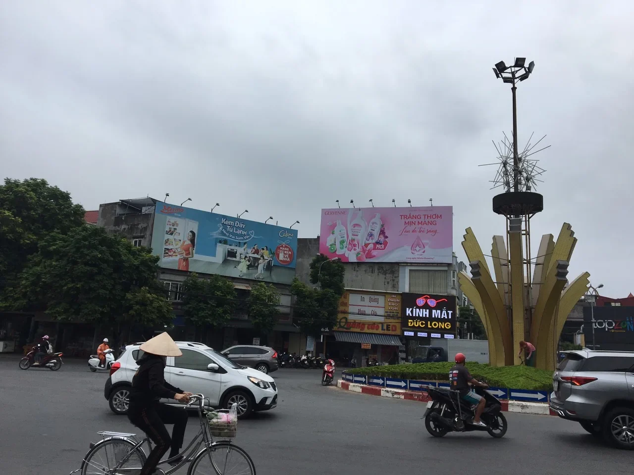 Gervenne — Billboard ốp tường