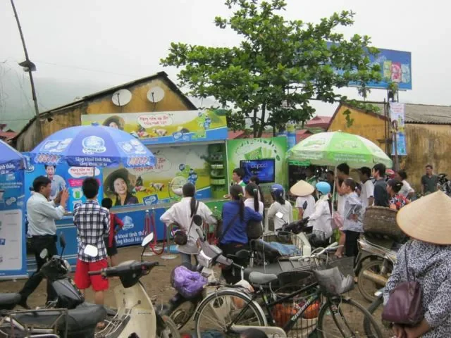 Doublemint — Activation tại chợ