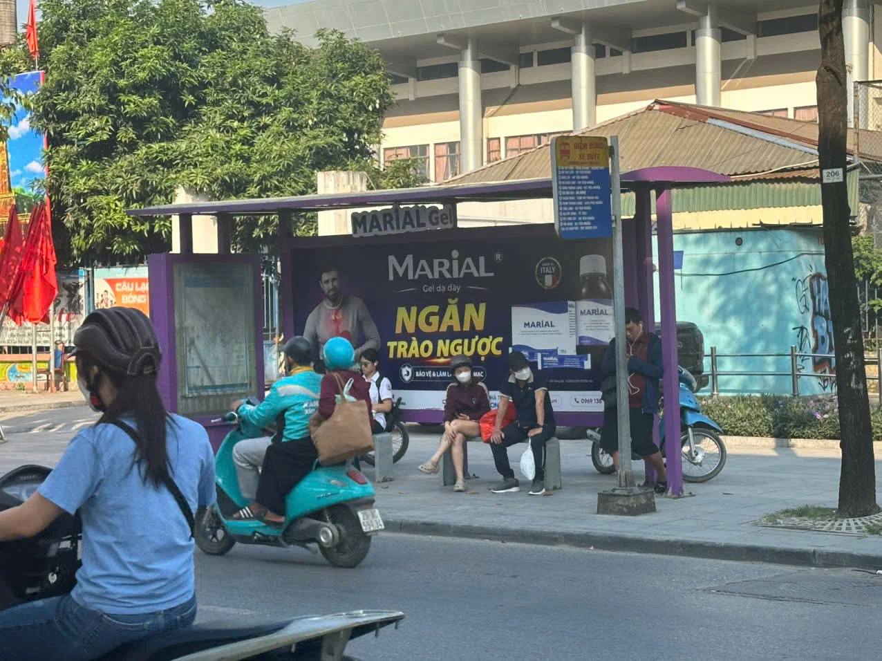 Marial — Nhận diện nhà chờ xe buýt