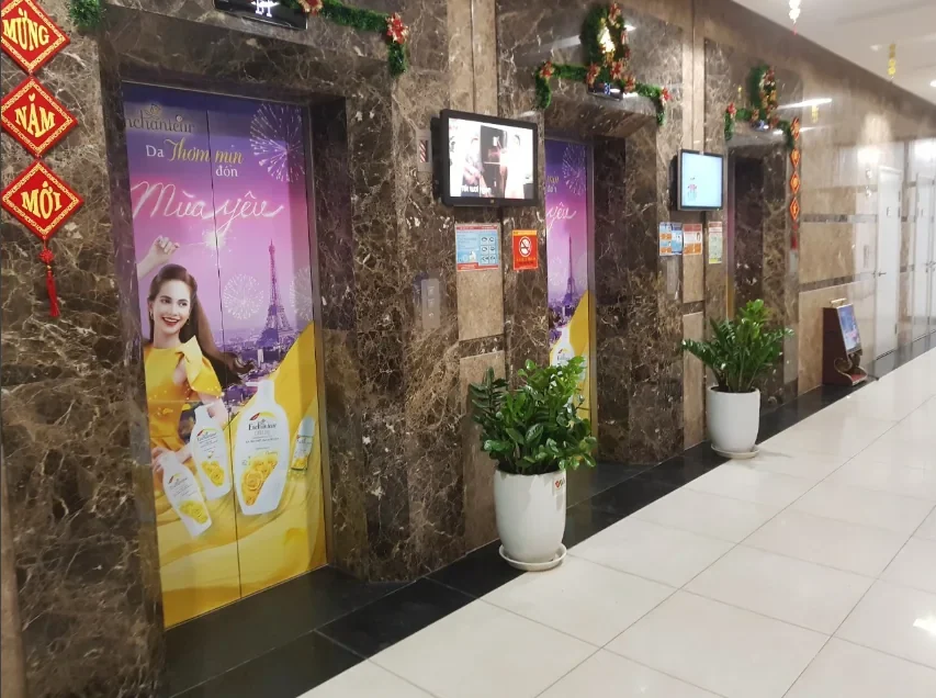 Enchanteur — Quảng cáo thang máy chung cư