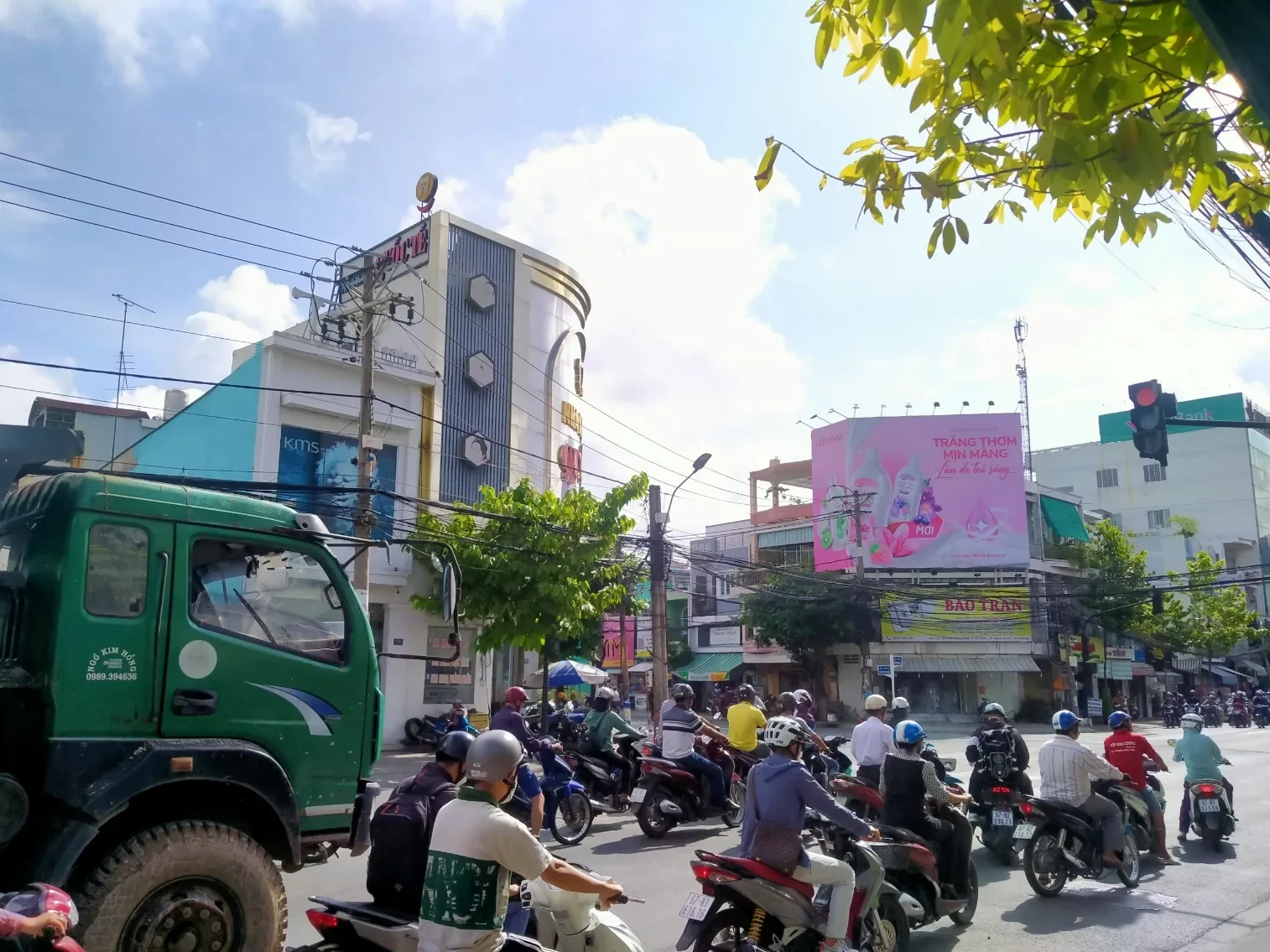 Gervenne — Billboard ốp tường