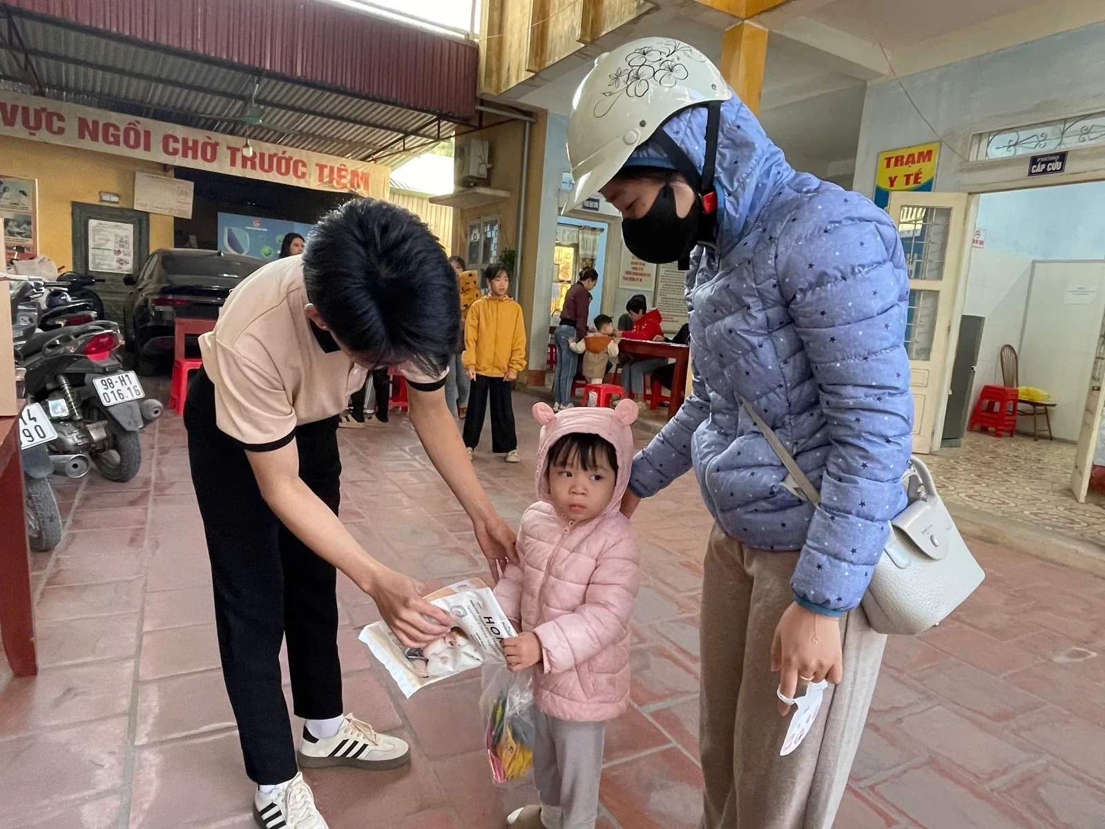 HONEY — Giới thiệu sản phẩm tại trạm y tế