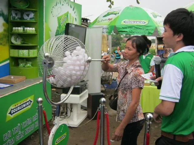 Doublemint — Activation tại chợ