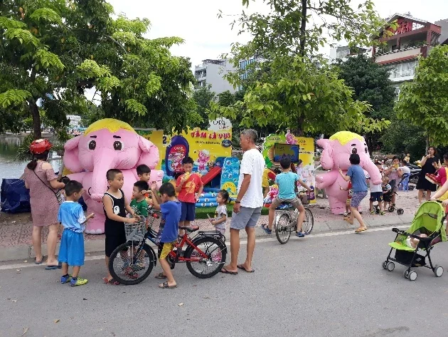 Carrie Junior — Brand Activation tại phố đi bộ