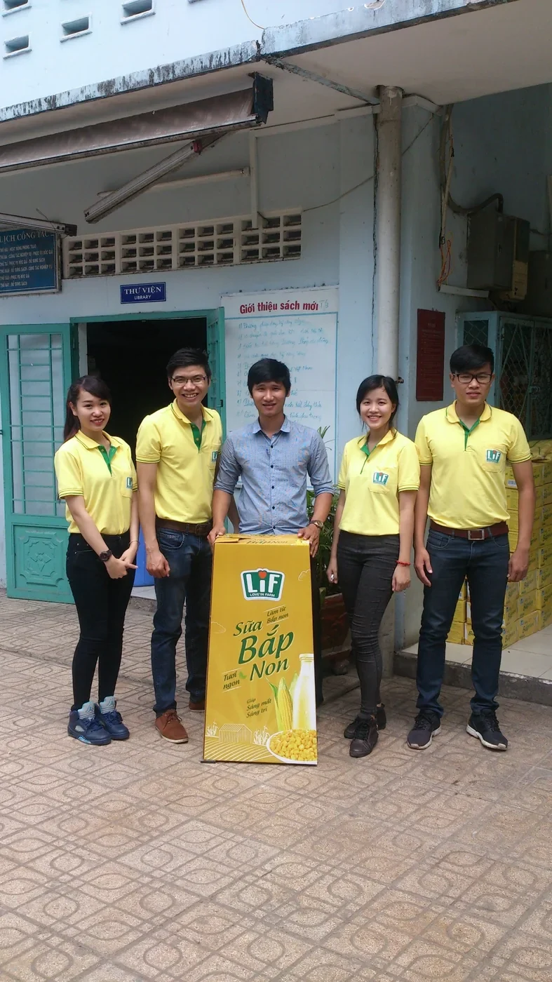 Love’in Farm — Sampling tại trường học