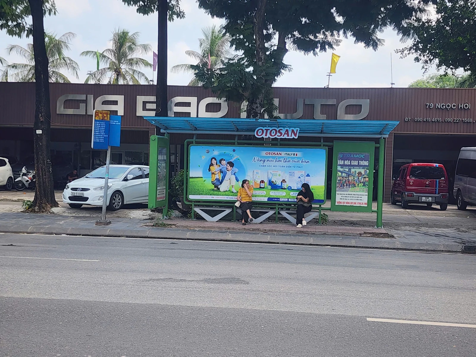 Otosan — Nhận diện nhà chờ xe buýt