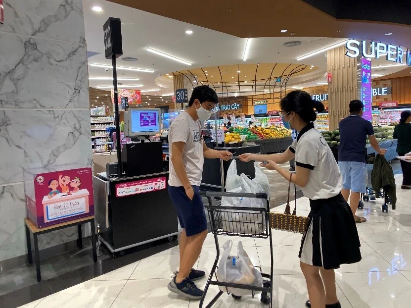 Gatsby — Brand activation và sampling tại trung tâm thương mại