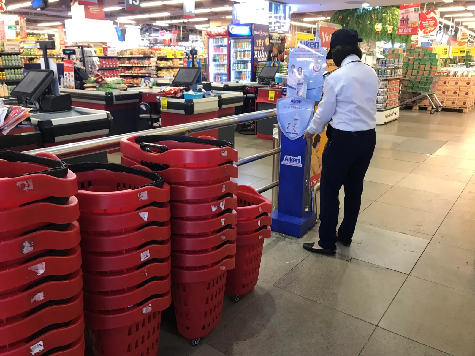 Aiken — Tương tác sản phẩm tại khu vực quầy thanh toán
