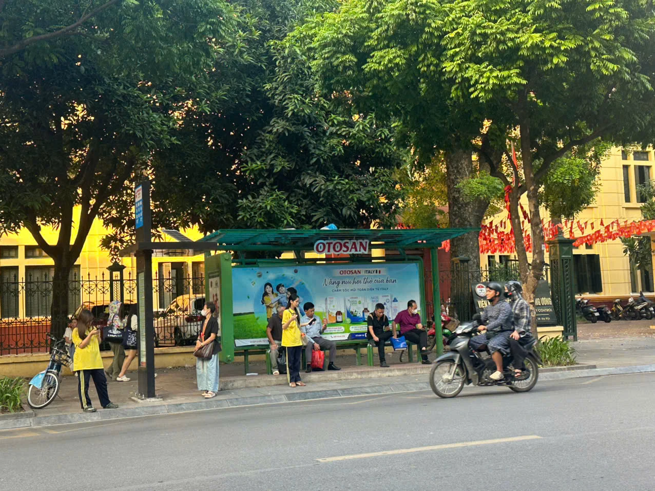 Otosan — Nhận diện nhà chờ xe buýt