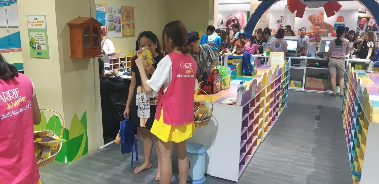 Carrie Junior — Activation tại khu vui chơi trẻ em