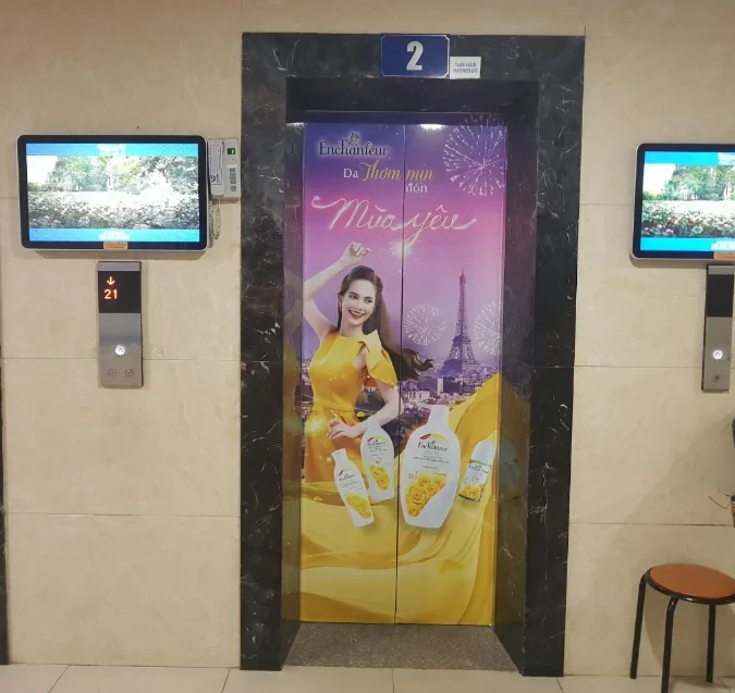 Enchanteur — Quảng cáo thang máy chung cư