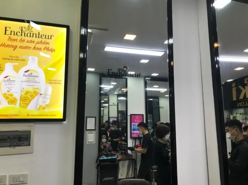 Enchanteur — Hair salon branding và tặng sản phẩm