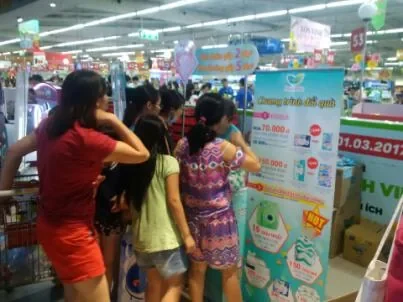 Laurier — Demo và sampling tại siêu thị