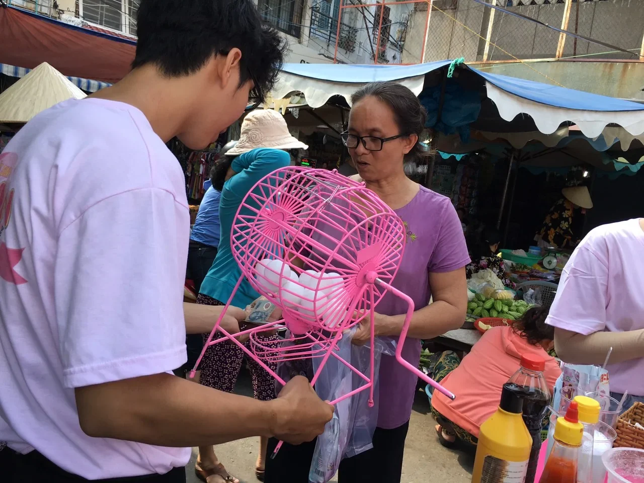 Lamun — Activation tại chợ