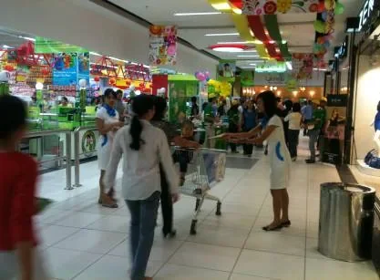 Johnson’s Baby — Activation và đổi quà tại siêu thị