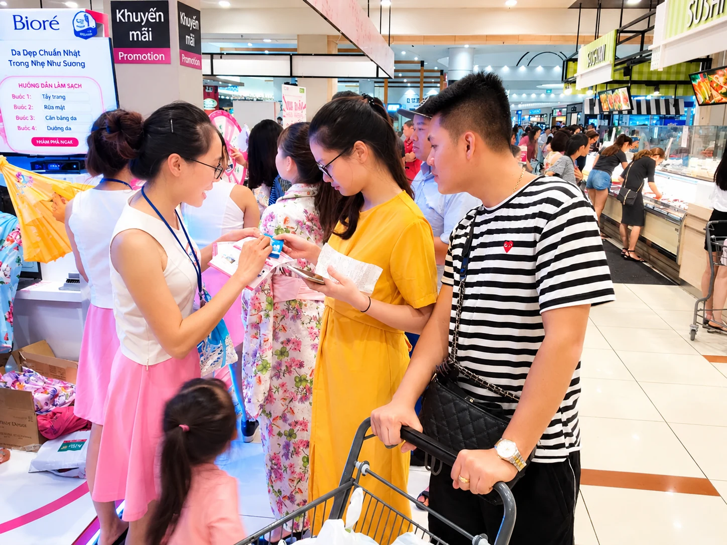 Bioré — PG giới thiệu và tư vấn sản phẩm Bioré