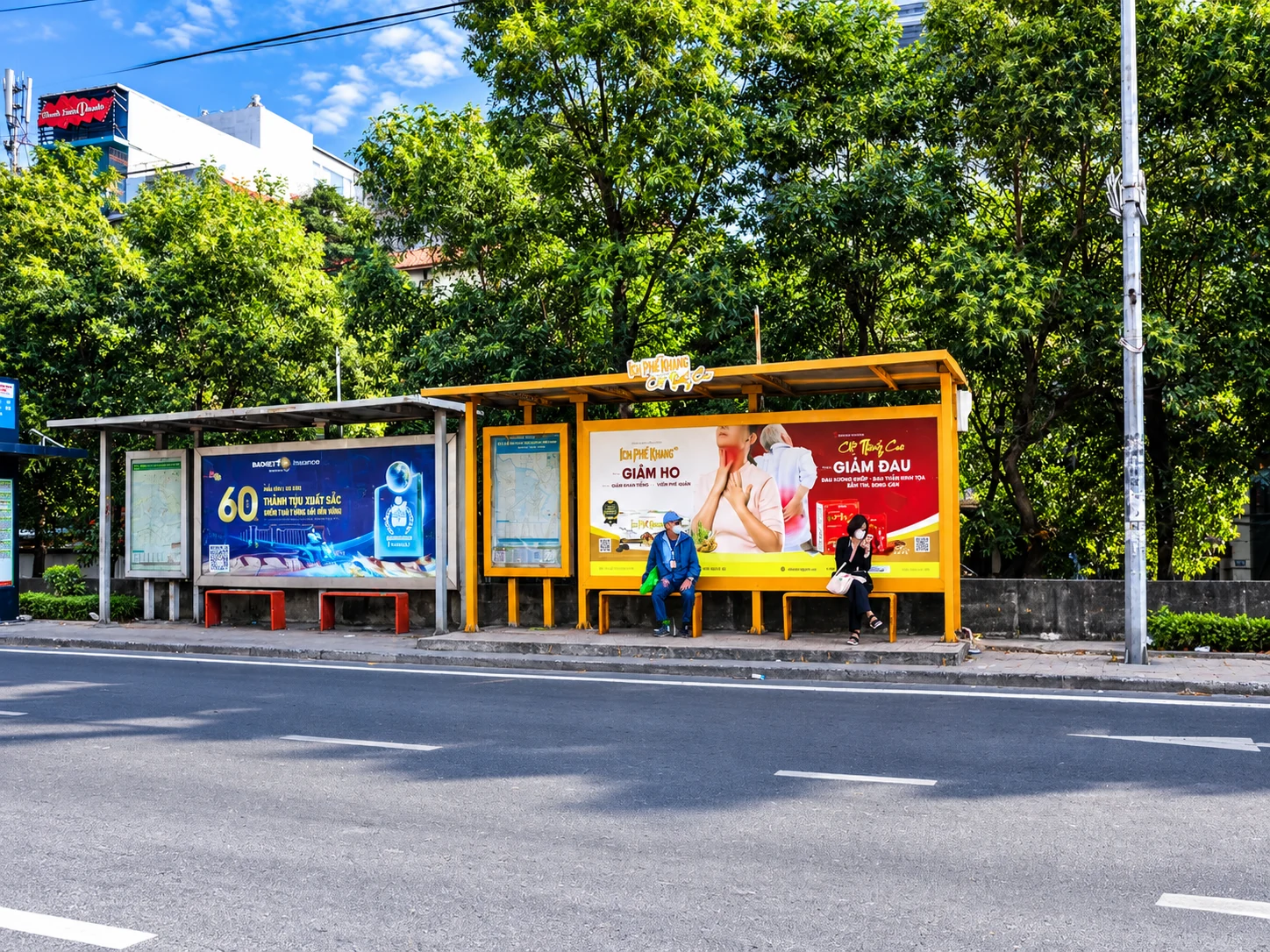 Ích Phế Khang — Bus Stop 3